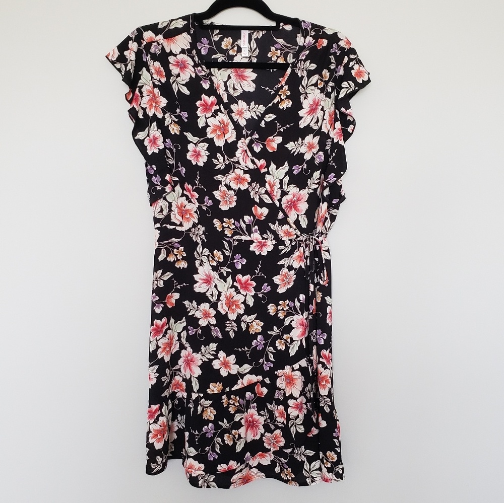 Floral Wrap Style Dress NWOT